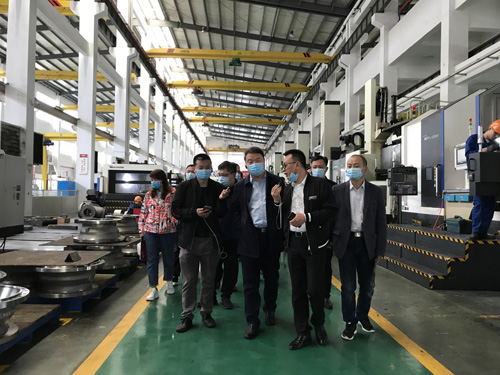 百城千业万企对标达标提升专项活动考察团走进z6com·尊龙