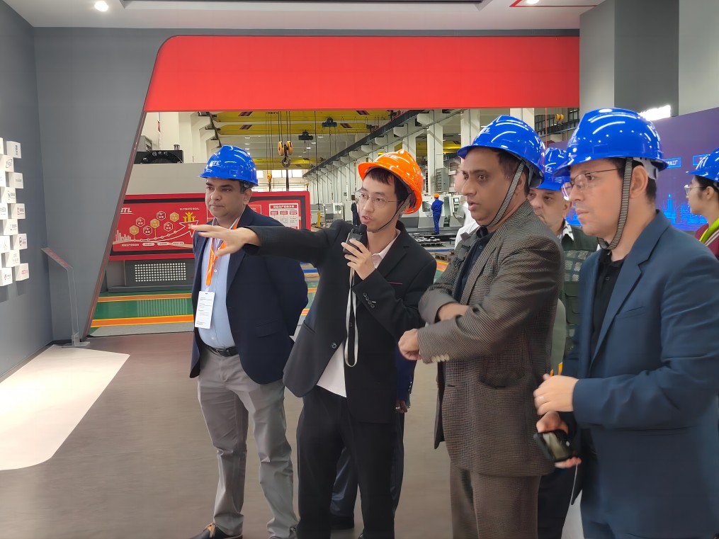 国际使领馆及经贸代表团走访z6com·尊龙